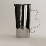 Squiggle Pitcher